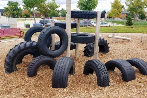 school_tire_playground_06